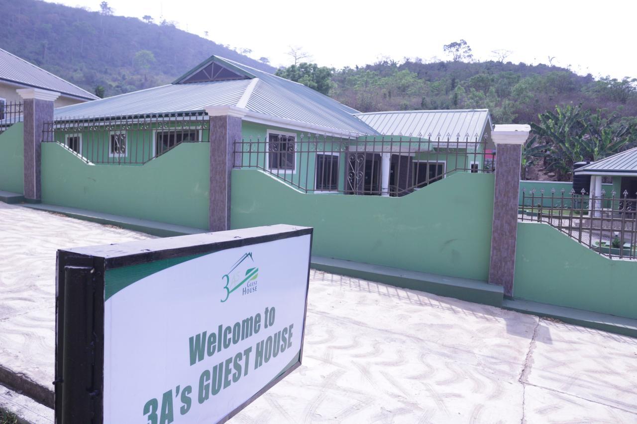 3A'S Guest House Akosombo Esterno foto
