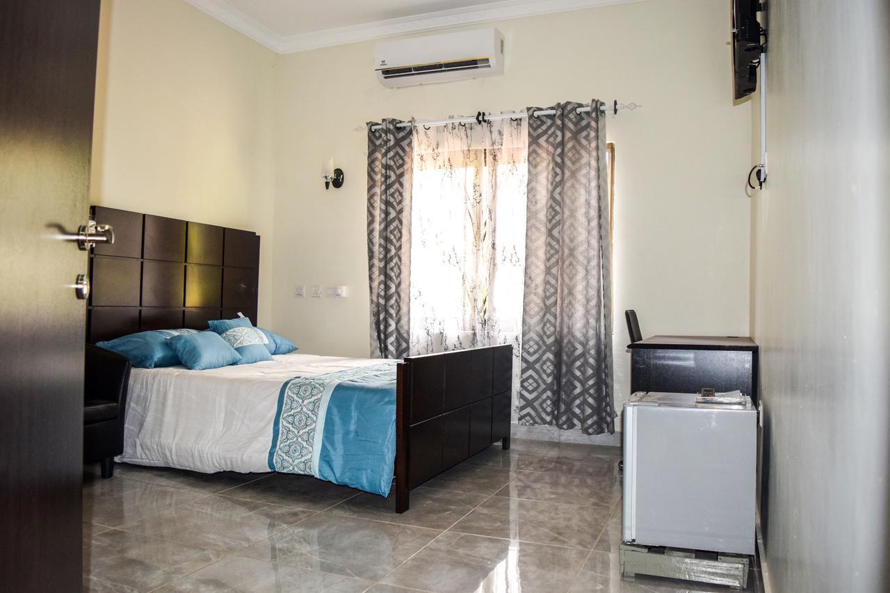 3A'S Guest House Akosombo Esterno foto