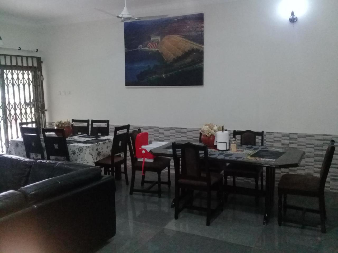 3A'S Guest House Akosombo Esterno foto