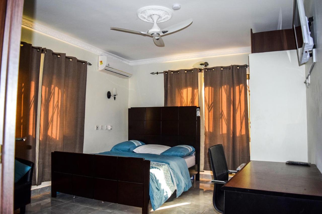 3A'S Guest House Akosombo Esterno foto