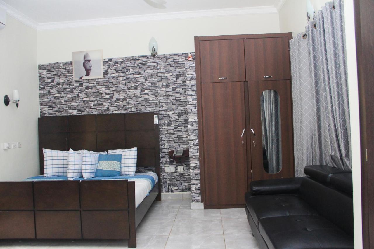 3A'S Guest House Akosombo Esterno foto